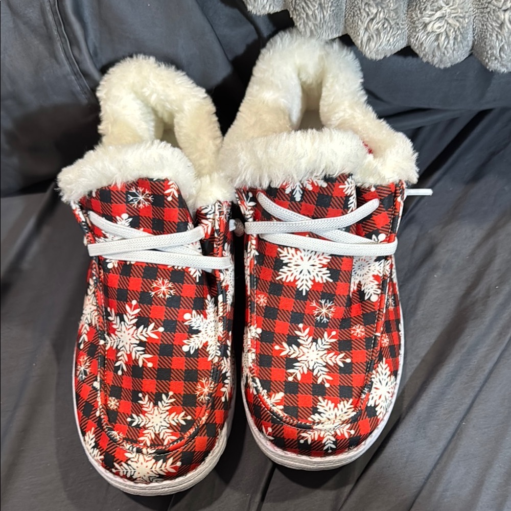 Red Plaid Snowflake Fleece-Lined slip on!